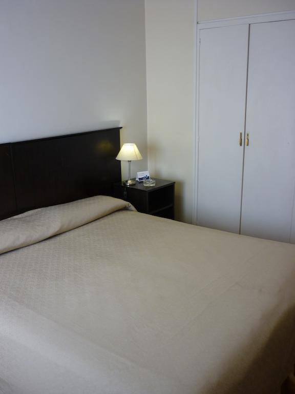 Hotel Puerta Del Sol Mendoza Room photo